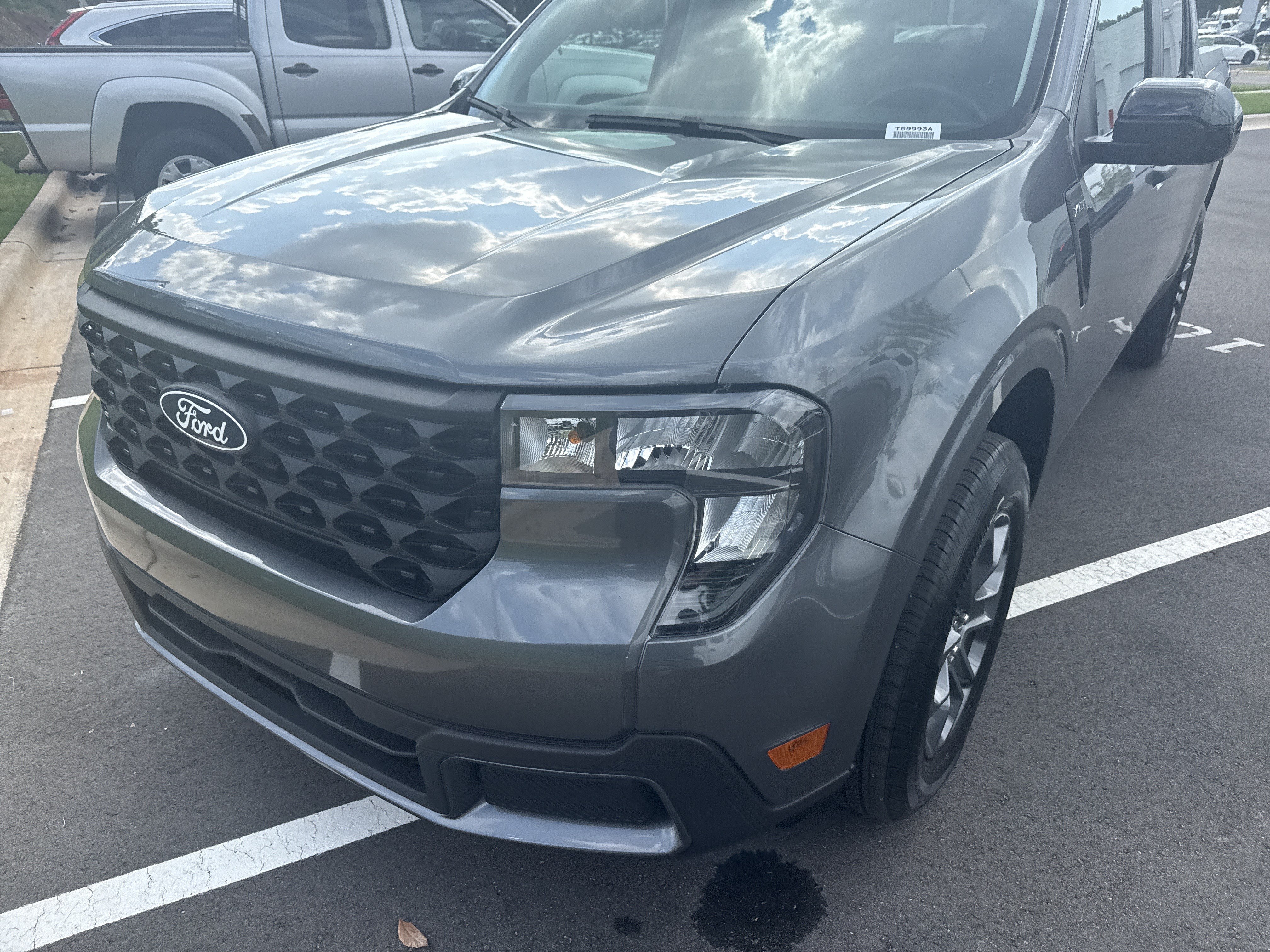 Used 2025 Ford Maverick XLT w/ XLT Luxury Package AWD/4WD image 6