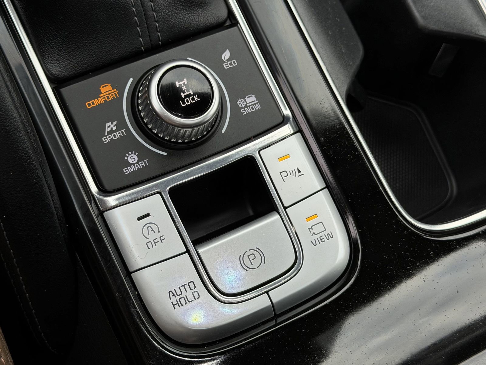 Used 2021 Kia Telluride SX w/ SX Prestige Package image 21