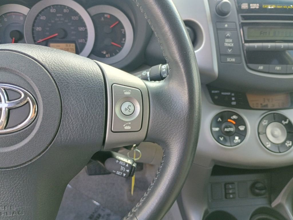 Used 2007 Toyota RAV4 Limited image 27