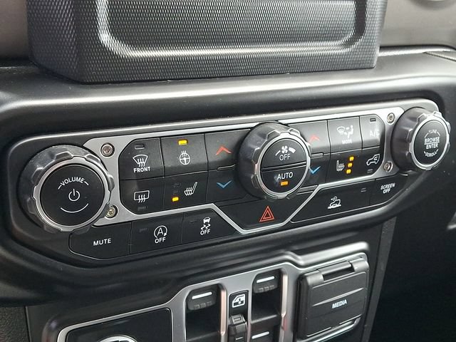 Used 2022 Jeep Wrangler Unlimited Sport AWD/4WD image 17