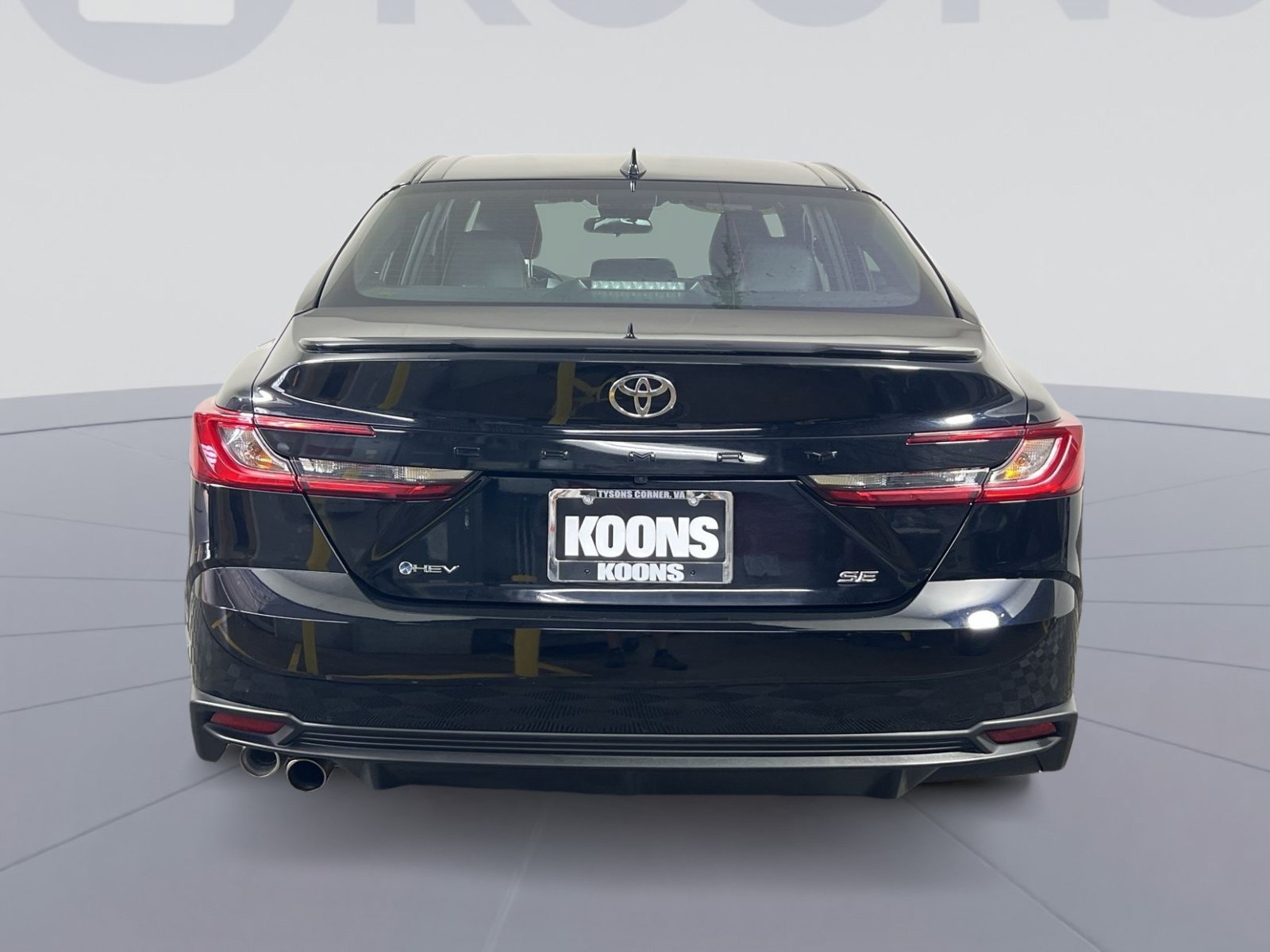 Used 2025 Toyota Camry SE FWD image 10
