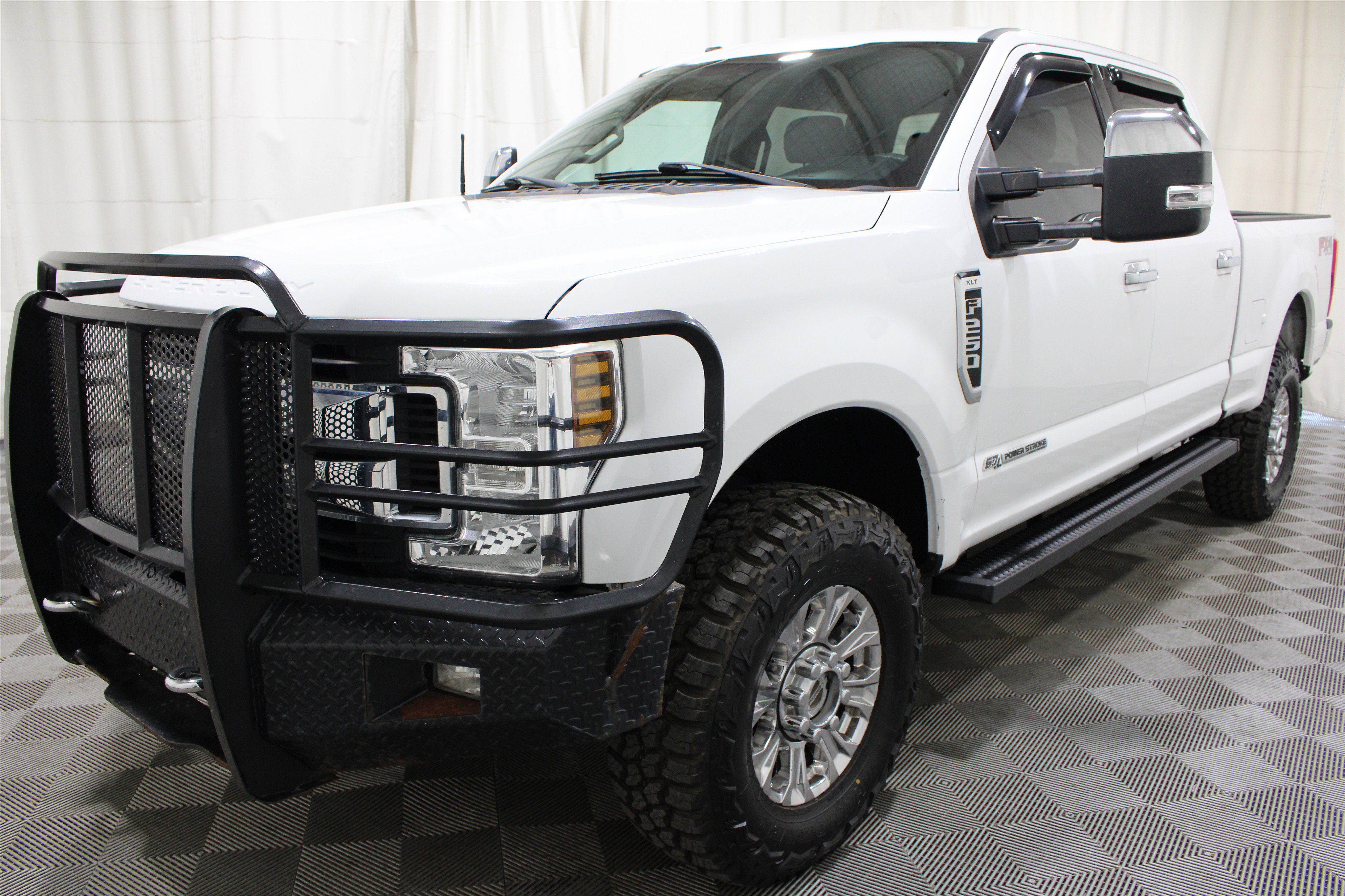 Used 2019 Ford F250 XLT w/ XLT Premium Package image 35