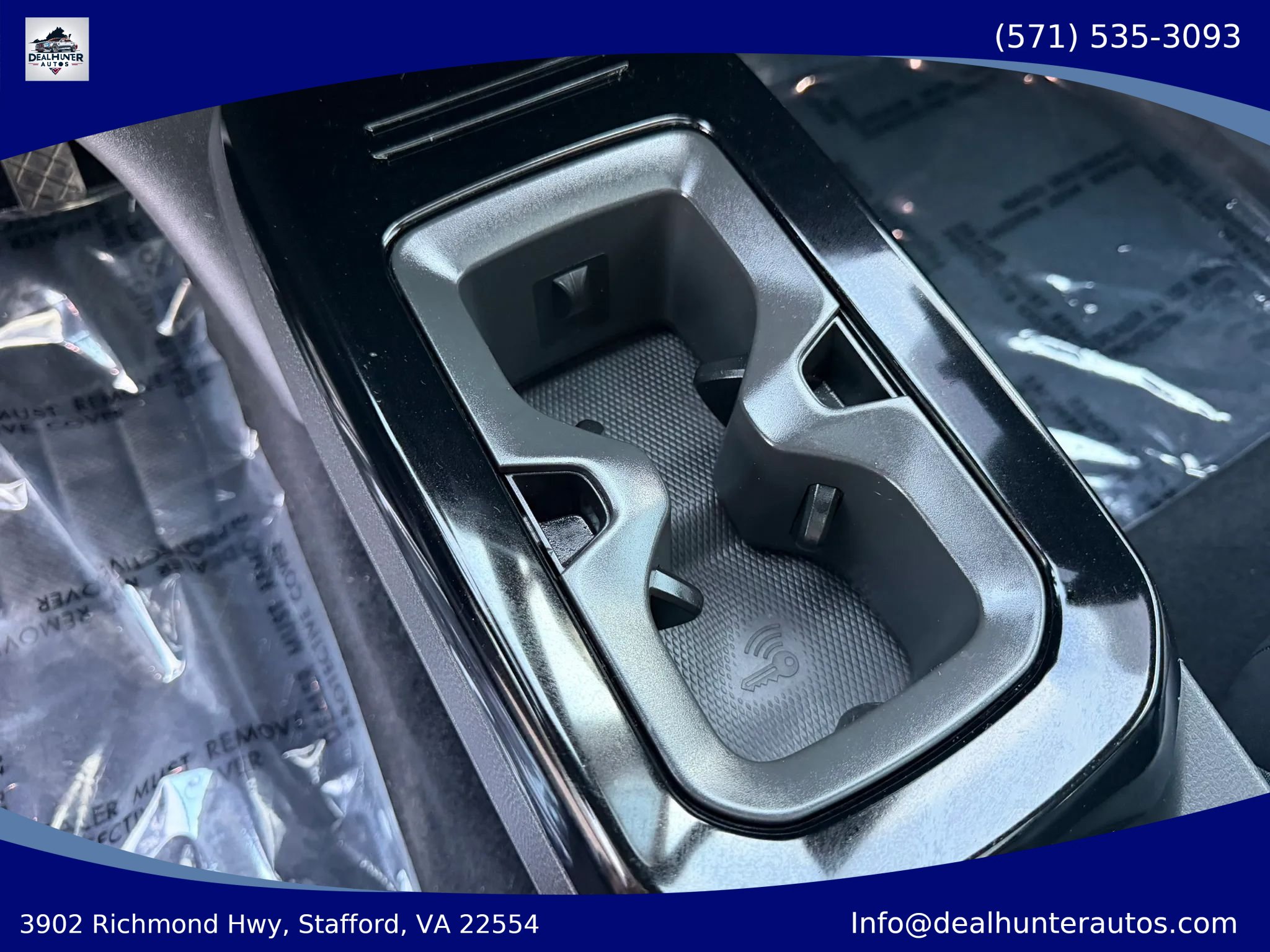 Used 2021 Volkswagen ID.4 Pro S w/ Gradient Package AWD/4WD image 23