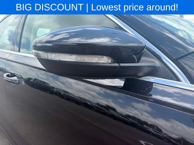 Used 2022 Volkswagen Passat 2.0T SE FWD image 6