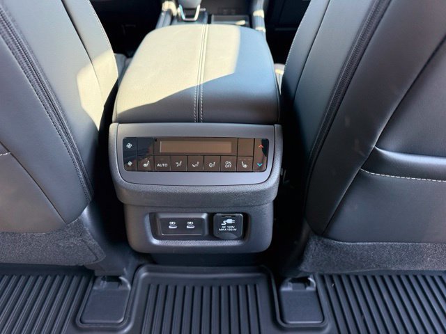 New 2026 Nissan Pathfinder Platinum AWD/4WD image 25