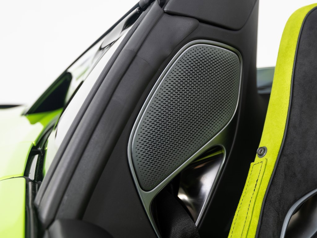 Used 2025 McLaren Artura Spider image 21
