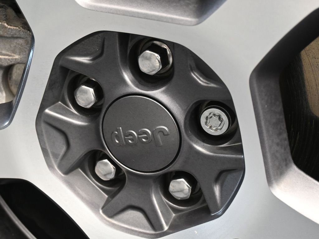 Used 2022 Jeep Compass Trailhawk w/ Trailhawk Elite Group image 31