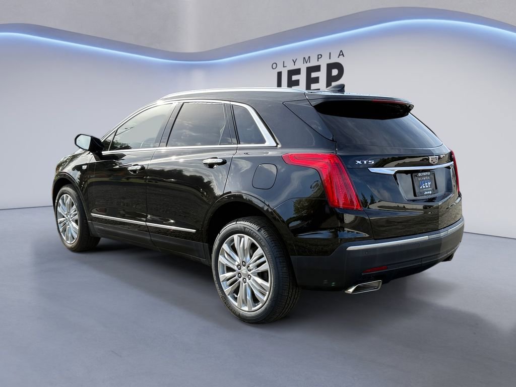 Used 2018 Cadillac XT5 Premium Luxury image 3