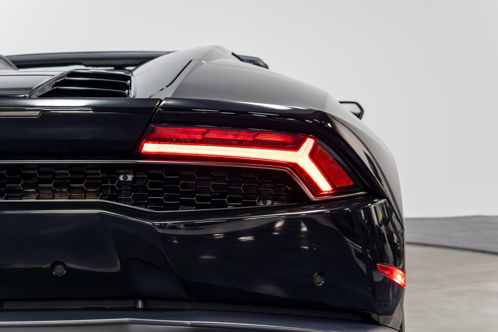 Used 2017 Lamborghini Huracan LP 610-4 image 53