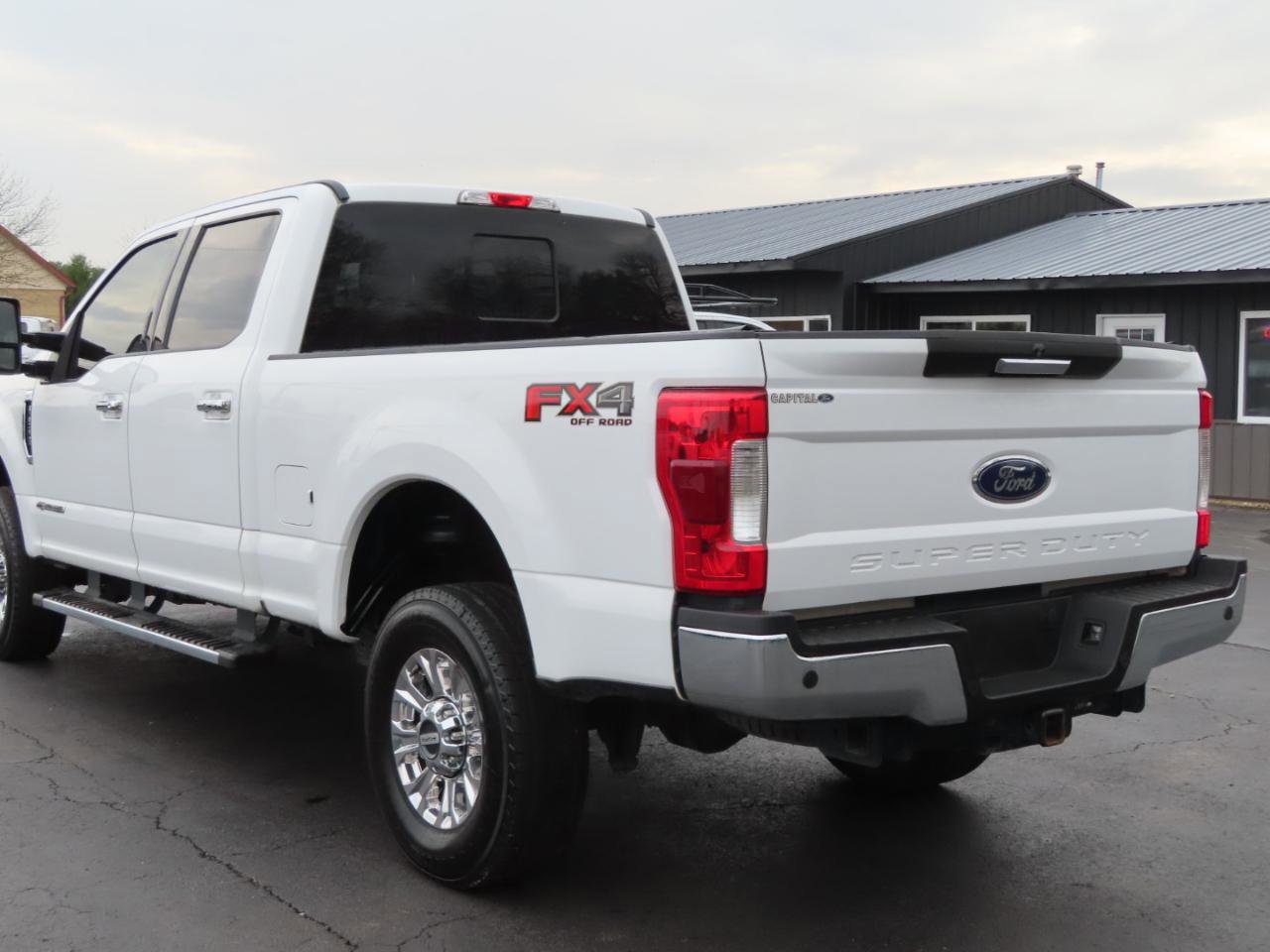 Used 2018 Ford F250 XLT w/ XLT Premium Package image 18