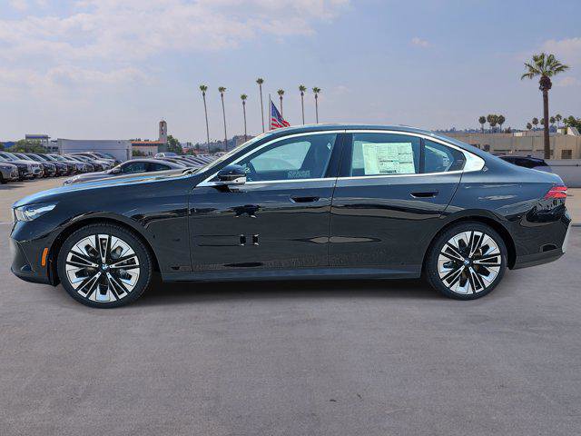 New 2026 BMW 540i xDrive image 8