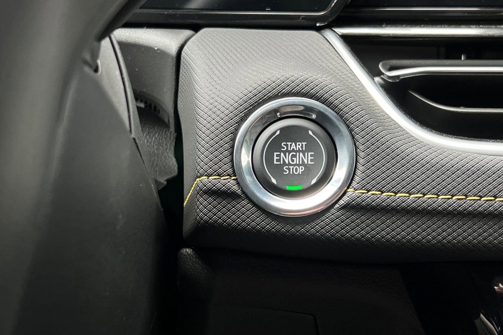 New 2025 Chevrolet TrailBlazer ACTIV w/ Convenience Package image 24