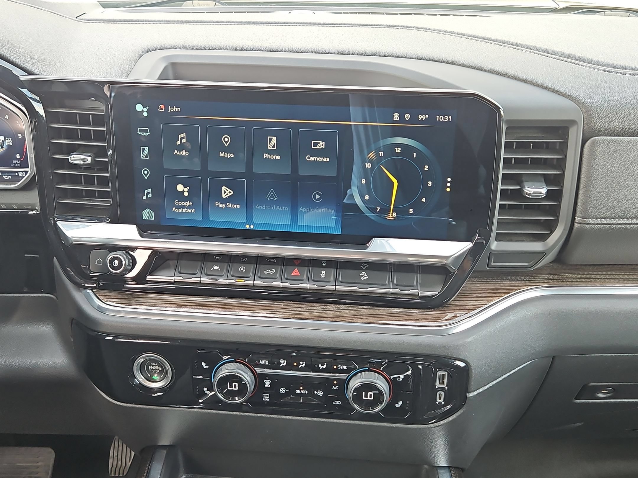 Used 2023 Chevrolet Silverado 1500 LT Trail Boss w/ LPO, Dark Essentials Package AWD/4WD image 16