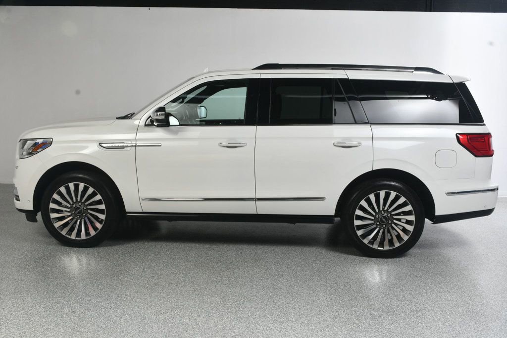 Used 2020 Lincoln Navigator Reserve w/ Luxury Package AWD/4WD image 3
