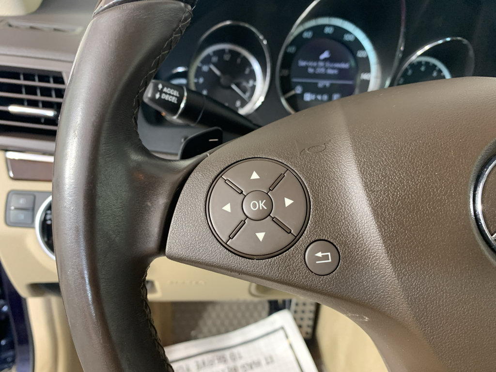 Used 2011 Mercedes-Benz E 350 Cabriolet image 18
