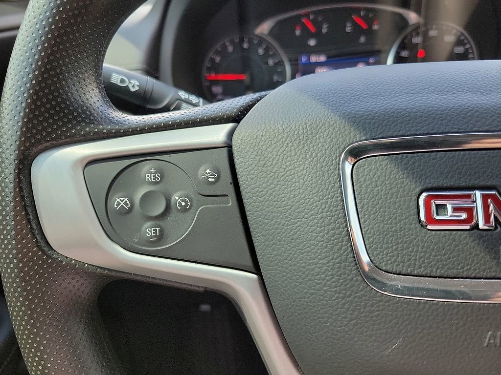Used 2023 GMC Terrain SLE w/ Driver Convenience Package image 19