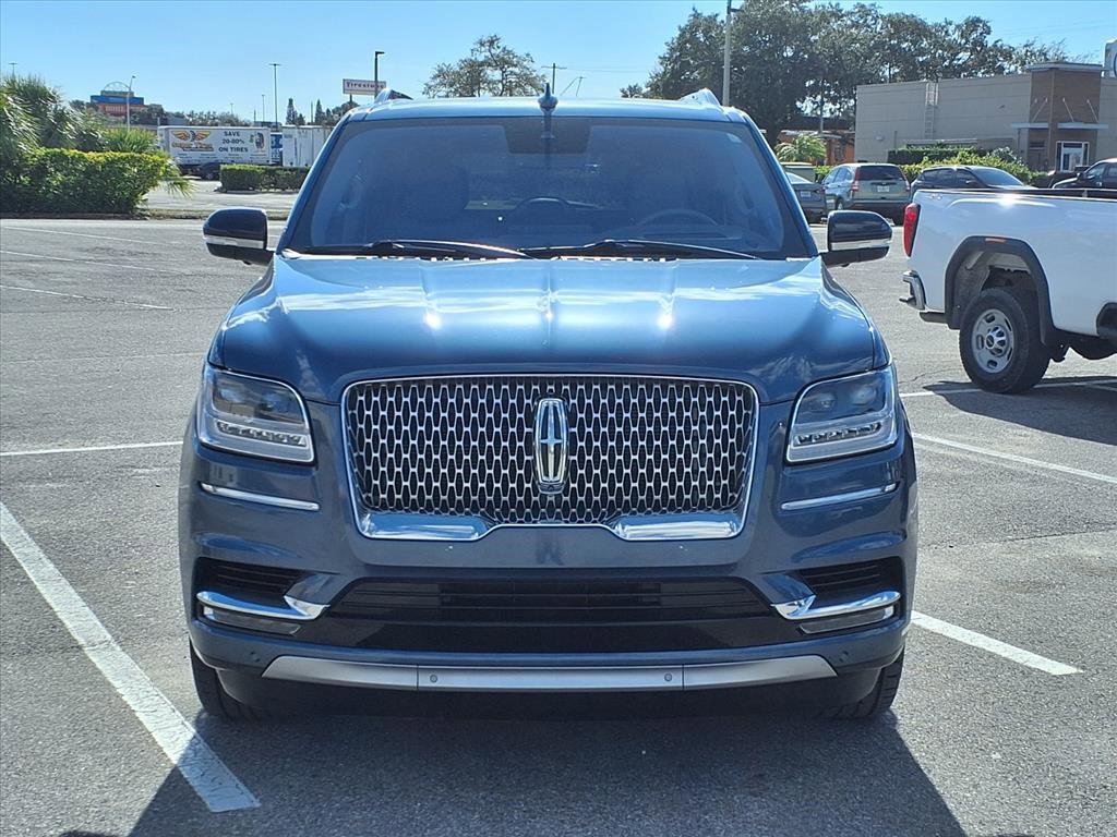 Used 2020 Lincoln Navigator Reserve w/ Luxury Package image 2