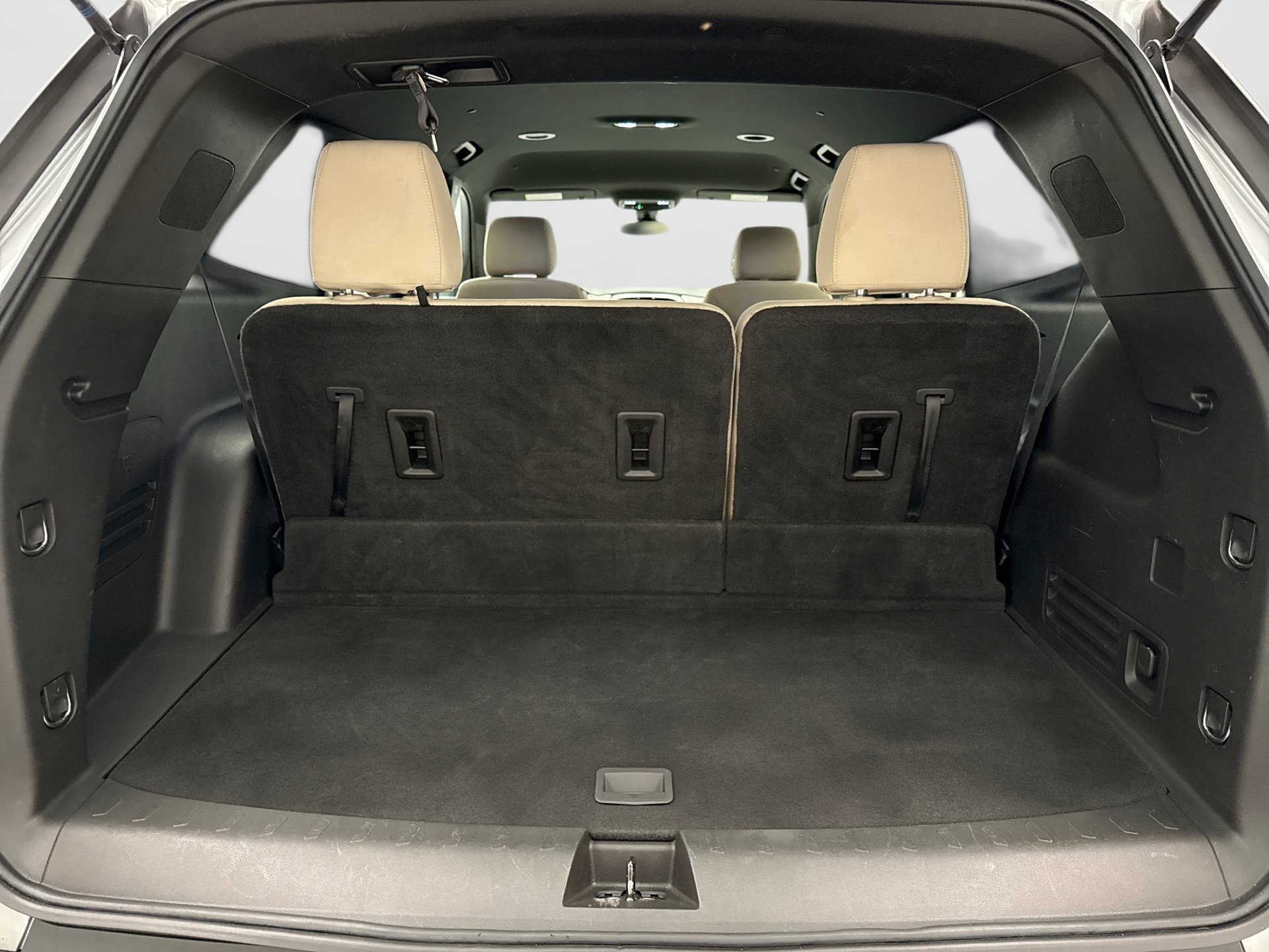 Used 2023 Chevrolet Traverse LS w/ Midnight/Sport Edition AWD/4WD image 22
