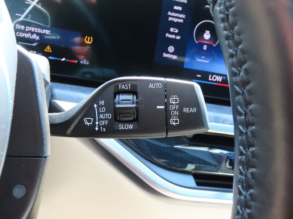 Certified 2023 BMW X7 xDrive40i w/ M Sport Package image 38