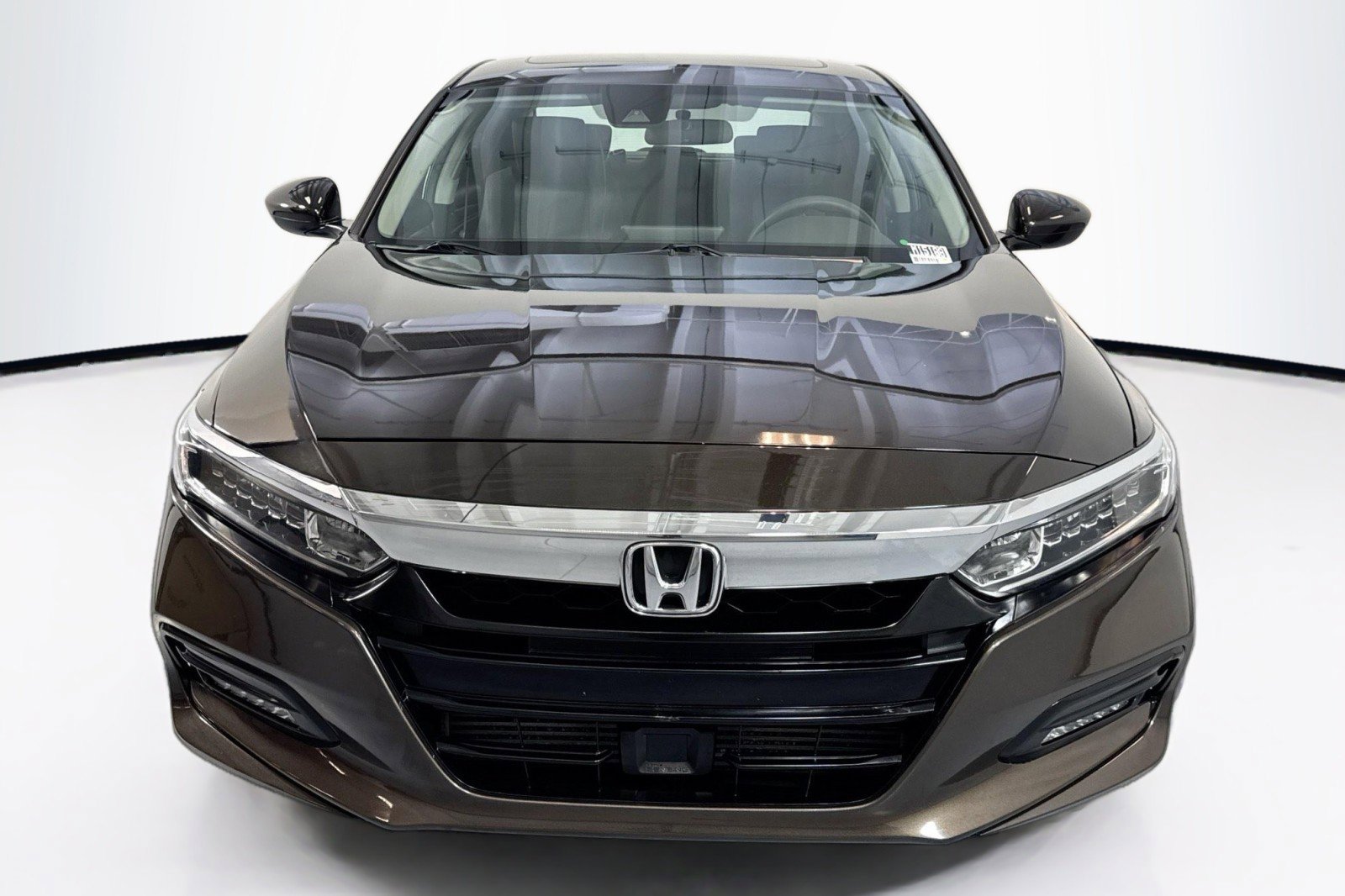 Used 2018 Honda Accord EX image 2