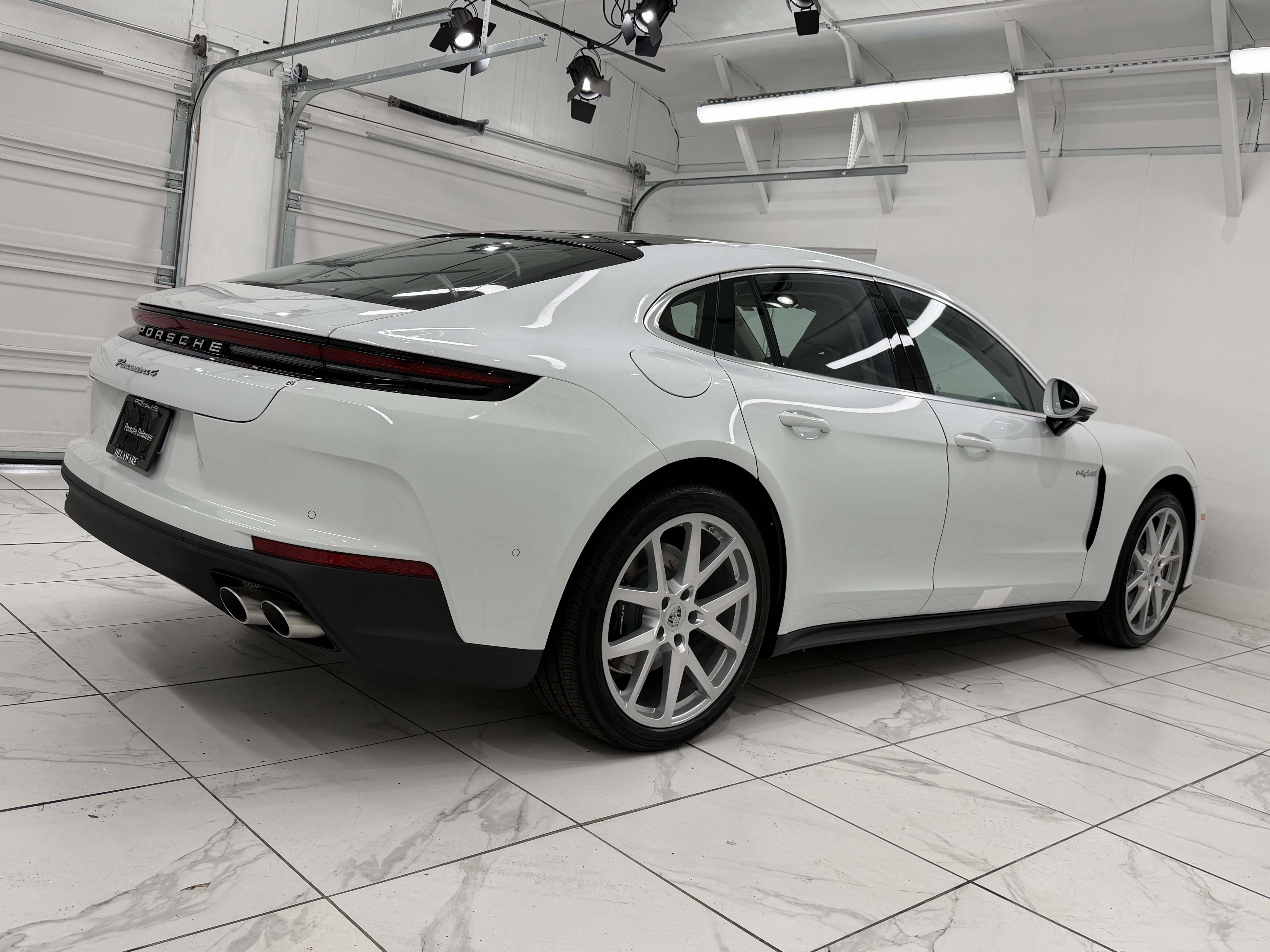 New 2026 Porsche Panamera 4 image 11