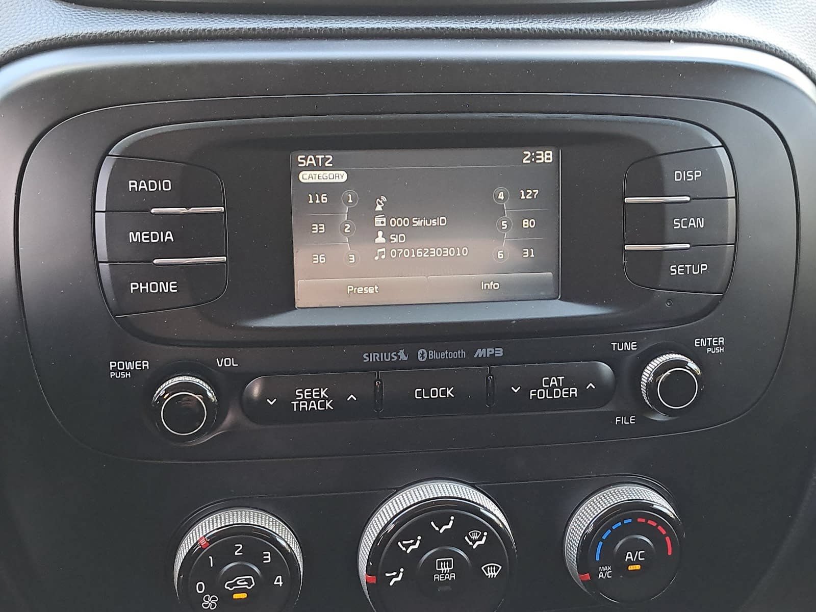 Used 2016 Kia Soul + w/ Designer's Package FWD image 20