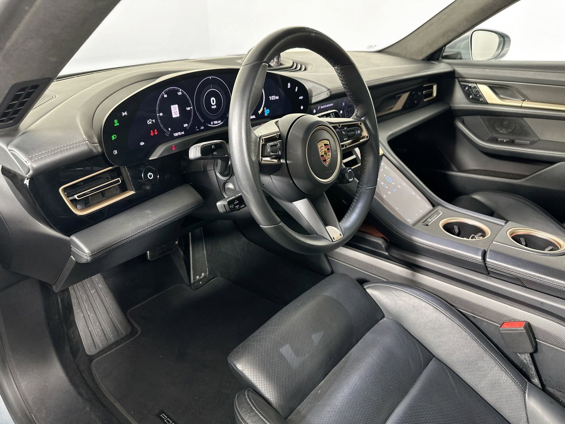 Certified 2020 Porsche Taycan Turbo S image 4