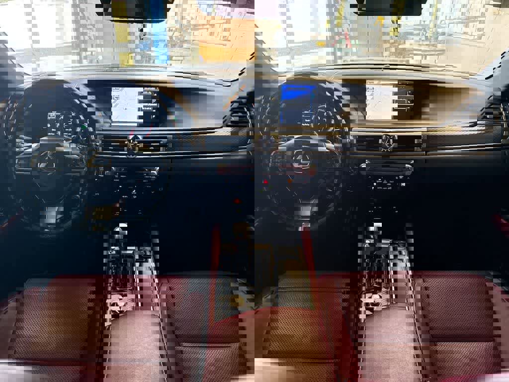 Used 2018 Lexus GS 350 F Sport image 17