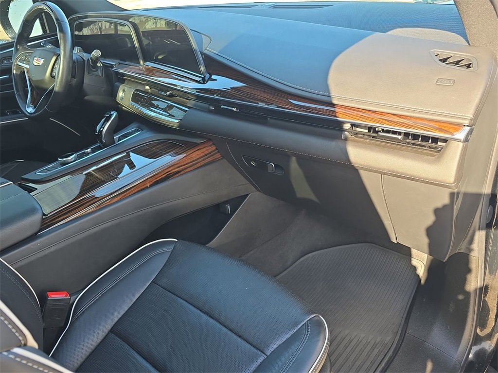 Certified 2023 Cadillac Escalade Premium Luxury image 30