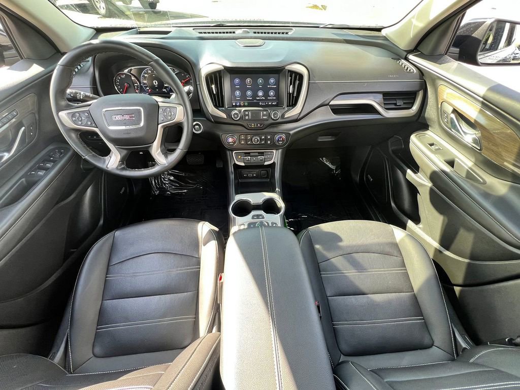 Used 2023 GMC Terrain Denali w/ LPO, Floor Liner Package AWD/4WD image 8