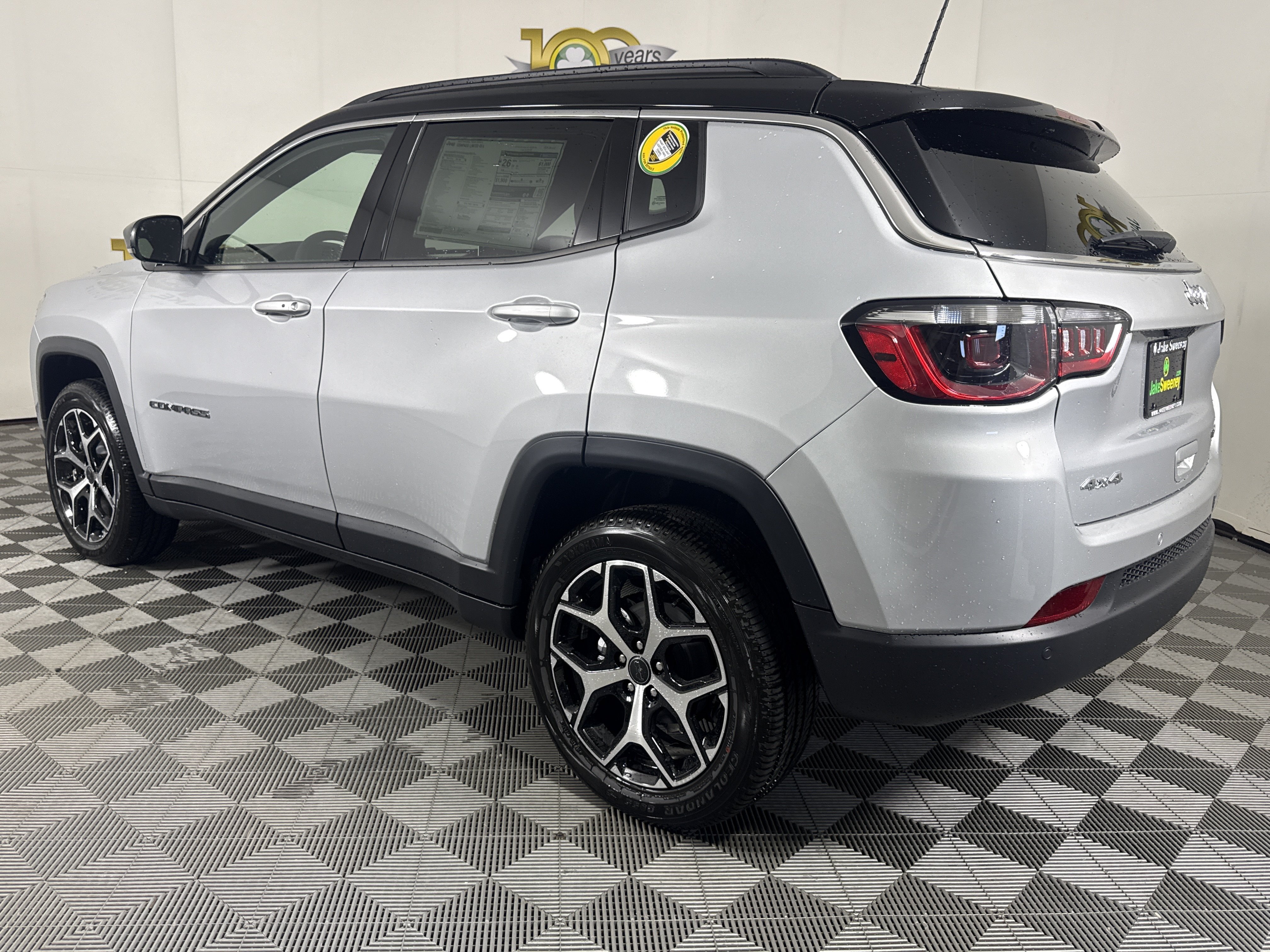 New 2026 Jeep Compass Limited w/ Sun, Sound & Navigation Group AWD/4WD image 11