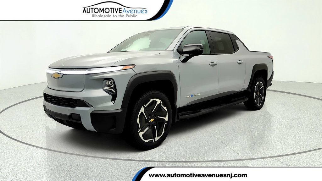 Used 2026 Chevrolet Silverado EV LT