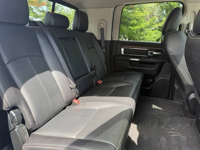 Used 2018 RAM 3500 Laramie w/ Convenience Group AWD/4WD image 22