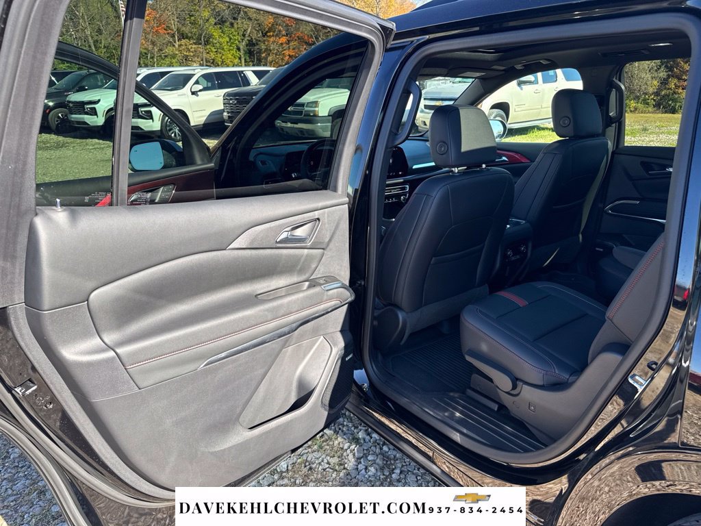 Used 2024 Chevrolet Traverse RS AWD/4WD image 22