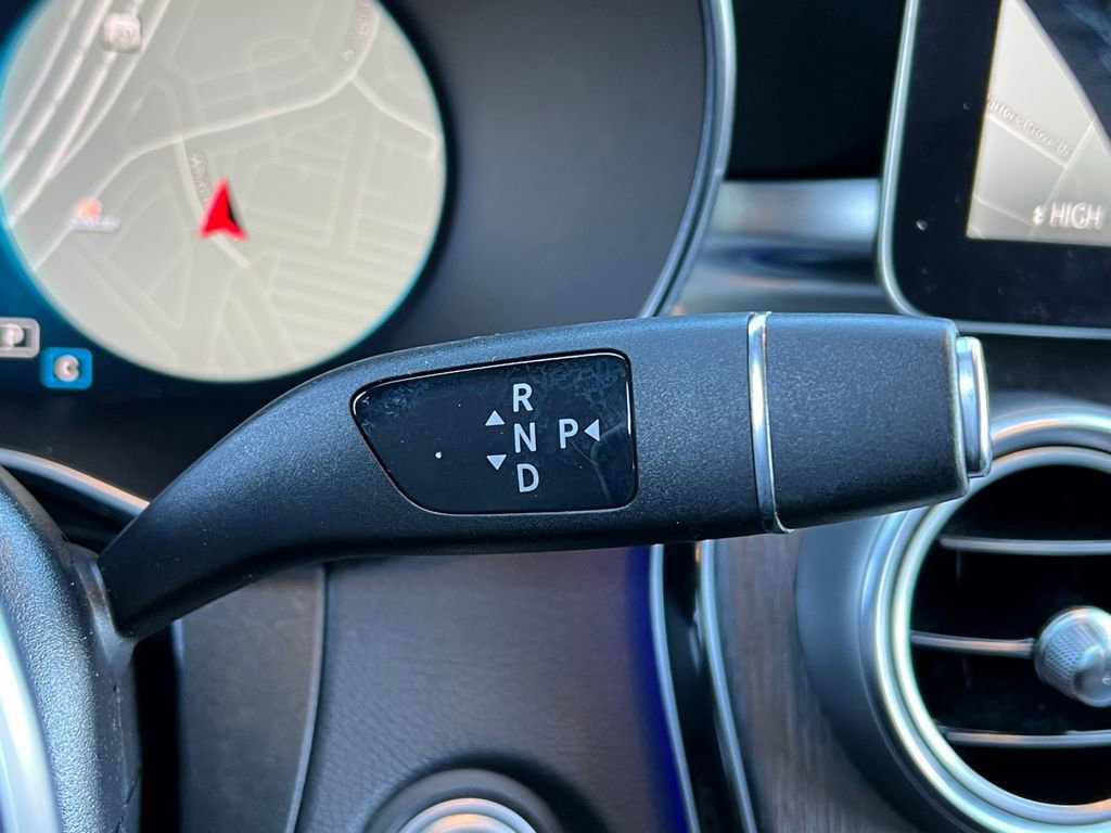 Used 2022 Mercedes-Benz GLC 300 4MATIC image 23