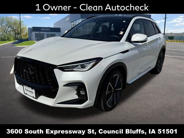 Used 2025 INFINITI QX50 Sport AWD/4WD image 2