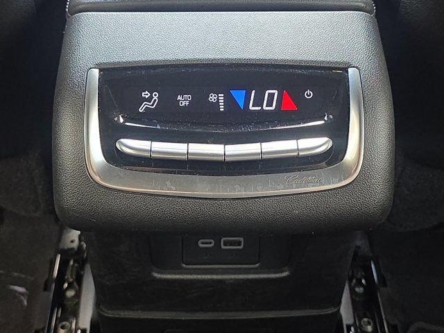 Certified 2025 Cadillac XT6 Luxury FWD image 24