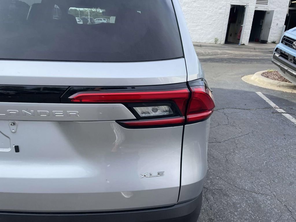 Used 2024 Toyota Grand Highlander XLE image 17