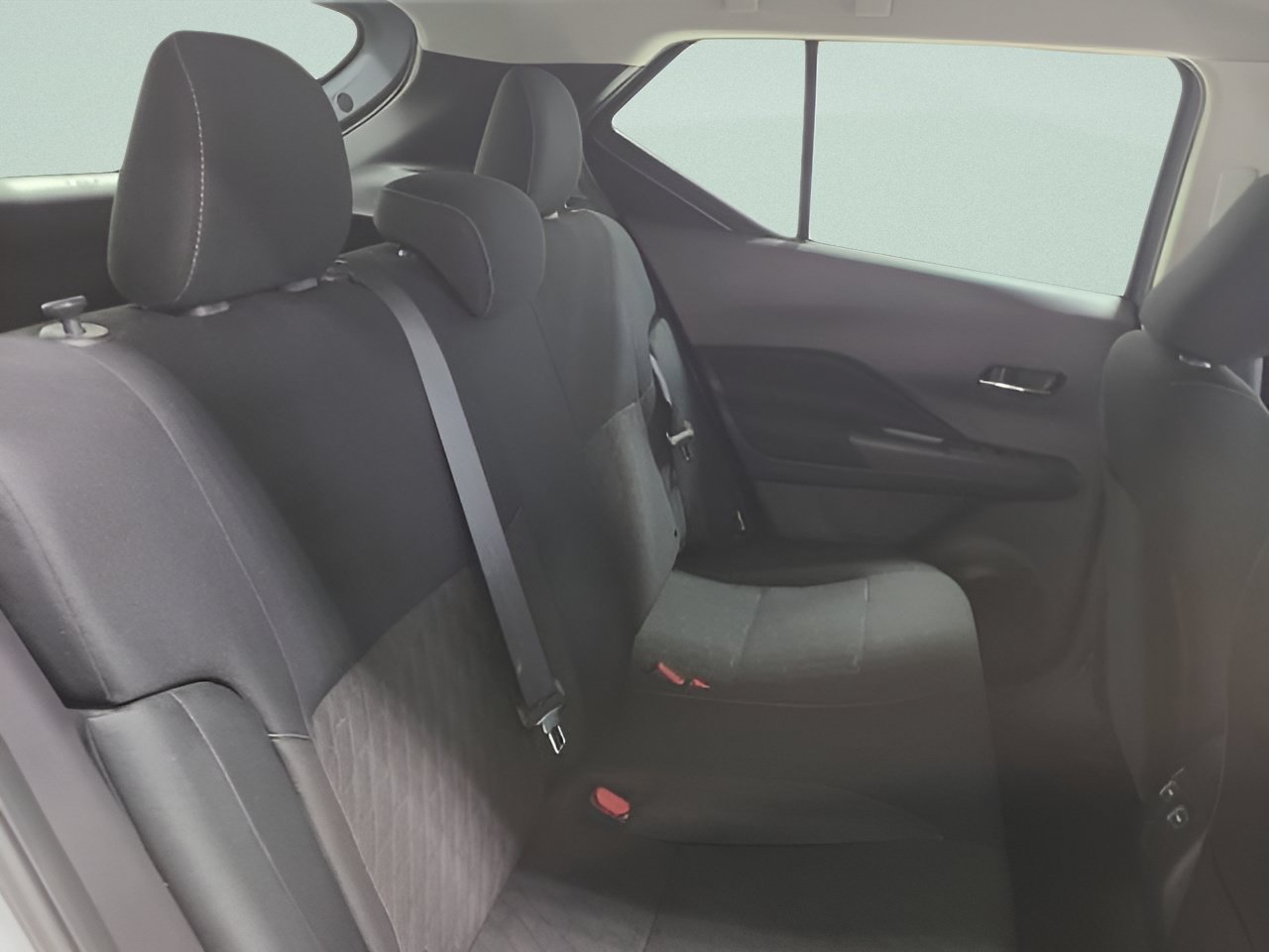 Used 2023 Nissan Kicks SV FWD image 15