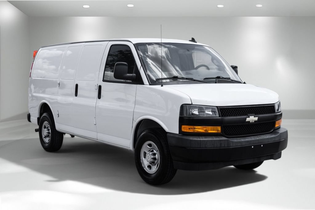 Used 2021 Chevrolet Express 2500 RWD image 6