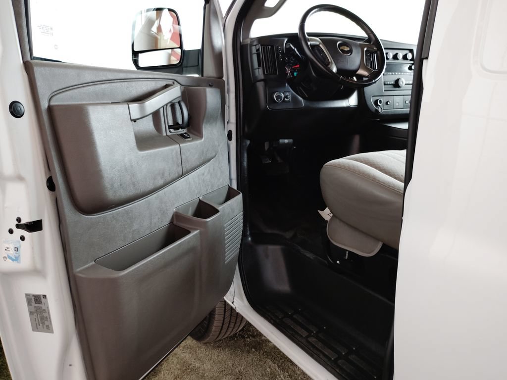 Used 2019 Chevrolet Express 2500 w/ Driver Convenience Package RWD image 19