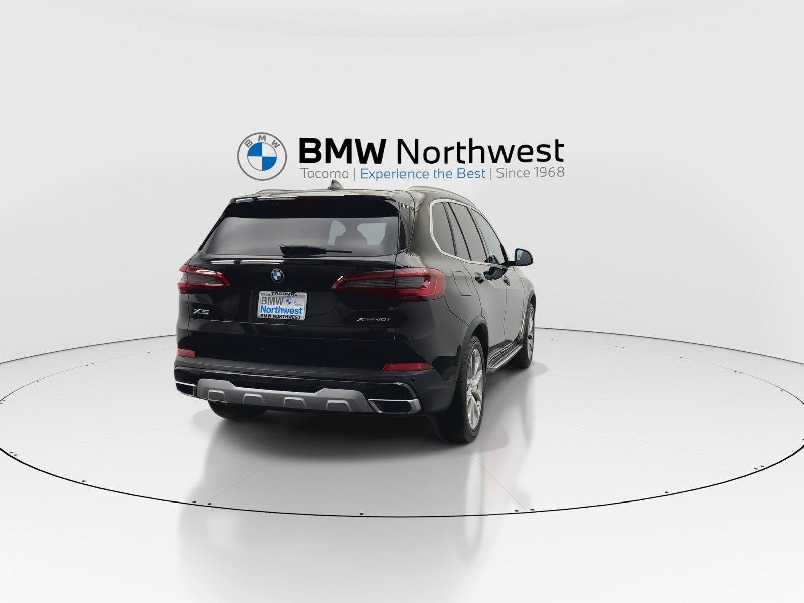Used 2019 BMW X5 xDrive40i w/ Convenience Package AWD/4WD image 2