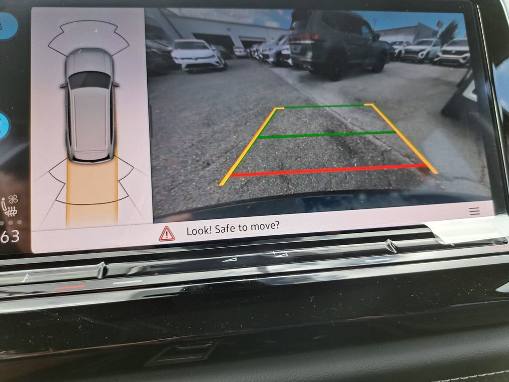 New 2026 Volkswagen Atlas SE FWD image 11