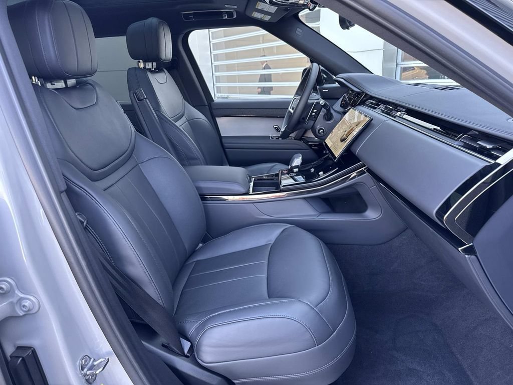 Certified 2025 Land Rover Range Rover Sport Dynamic SE AWD/4WD image 10