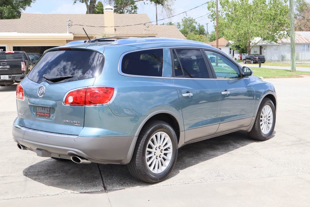 Used 2009 Buick Enclave CXL w/ Entertainment Package #2 image 8