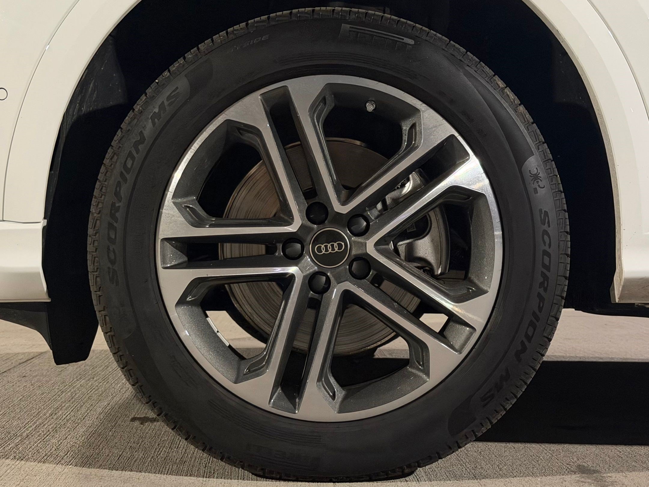 Certified 2025 Audi Q5 Premium AWD/4WD image 12