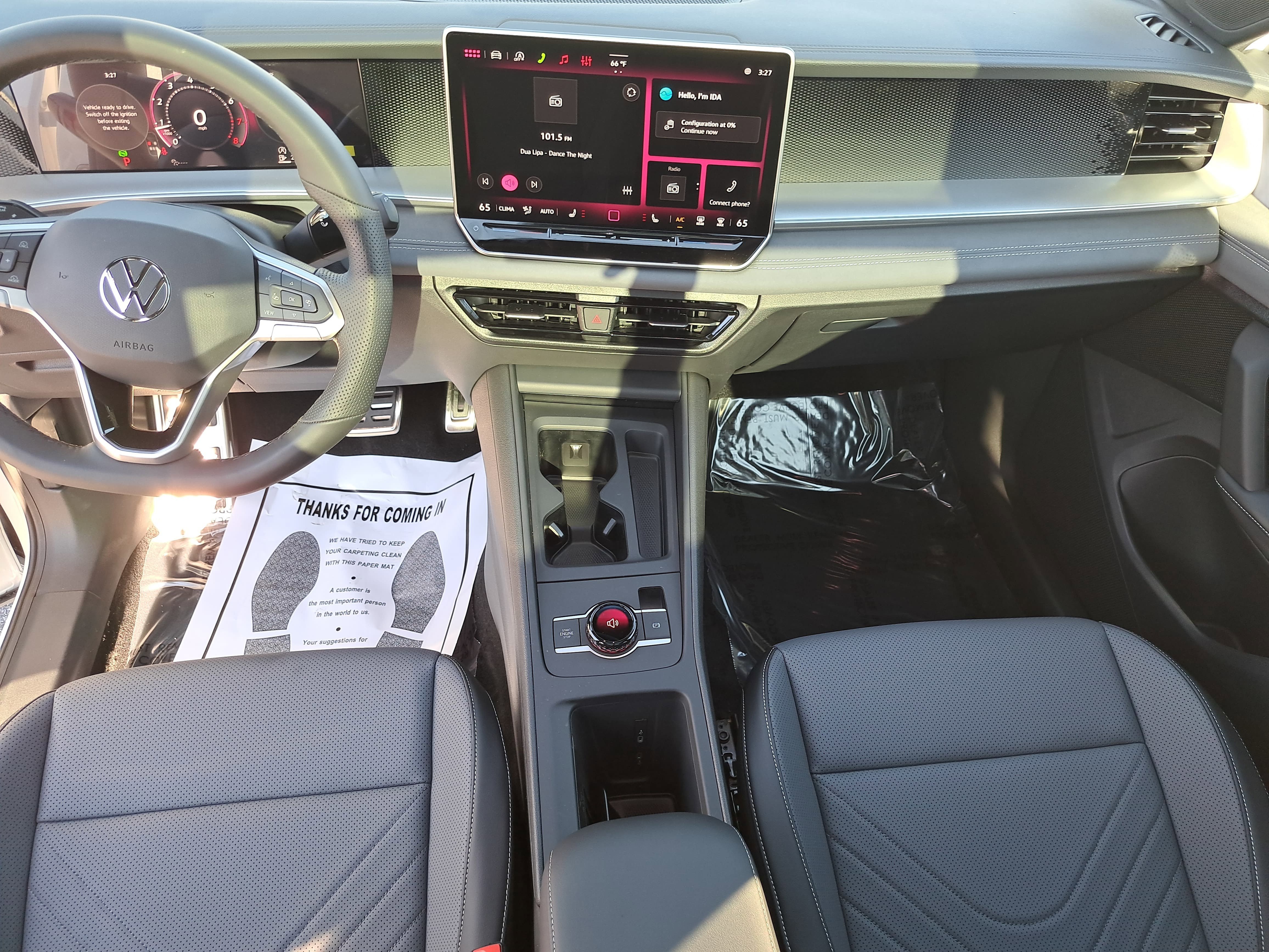 New 2026 Volkswagen Tiguan SE R-Line FWD image 9