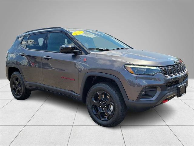 Certified 2023 Jeep Compass Trailhawk w/ Trailhawk Elite Group image 3