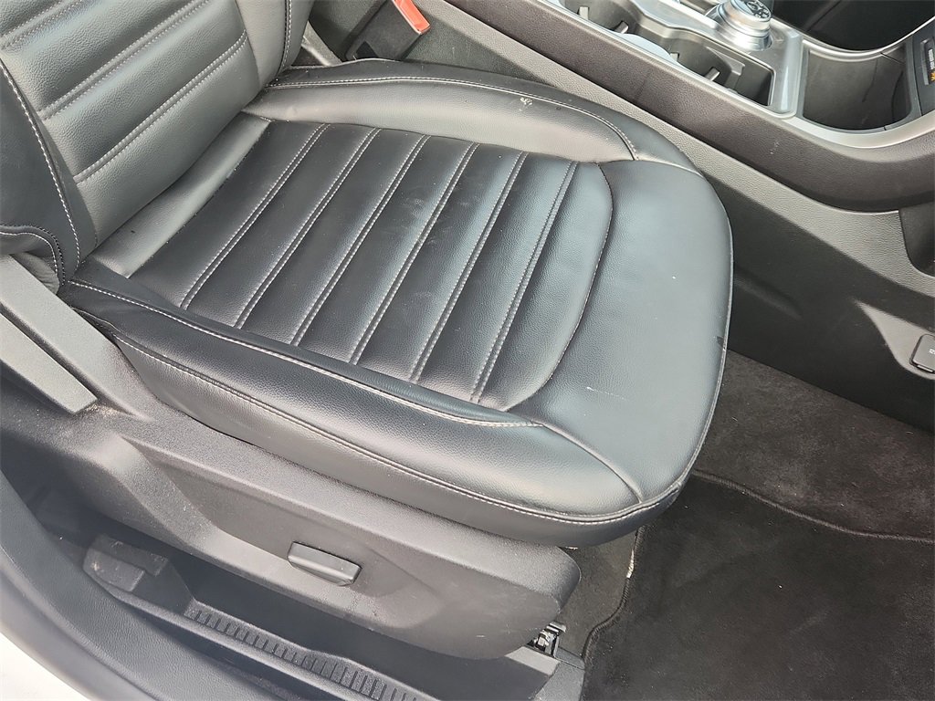 Used 2024 Ford Edge SEL w/ Convenience Package image 14