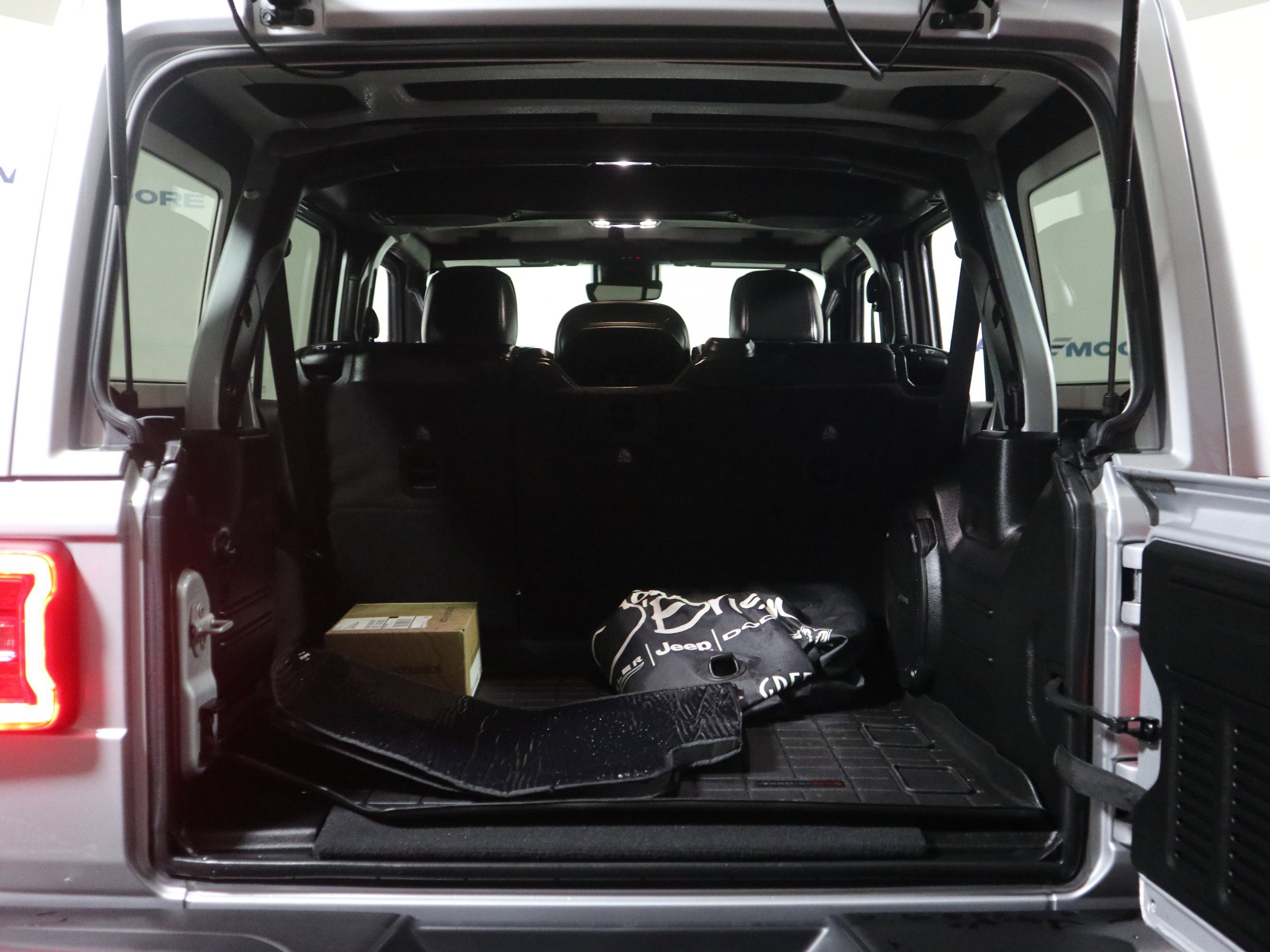 Used 2023 Jeep Wrangler Unlimited Rubicon 392 w/ Trailer Tow Package image 8